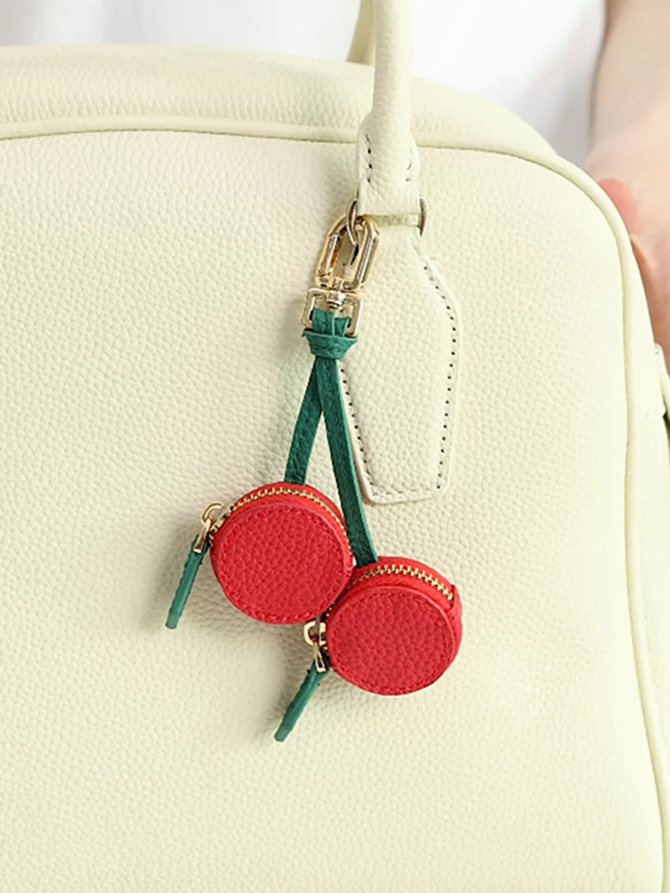 Fashion Personality Red Cherry Shape Fruit Pendant Coin Purse Mini Cute Keychain PU Leather Bag Pendant Small Bag Gift for Girls