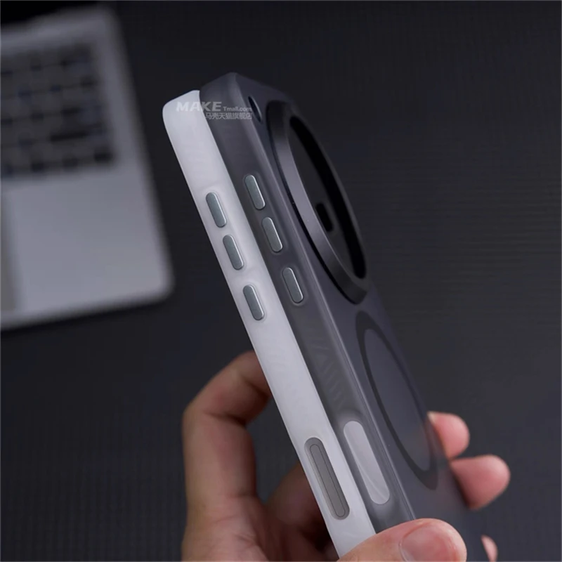 Magnetyczne etui do OPPO Find X8 Pro X8S X8S+ X8 Ultra 5G, odporny na wstrząsy bumper, matowe, transparentne etui o wyraźnym dotaku na skórę. — zdjęcie produktu 4