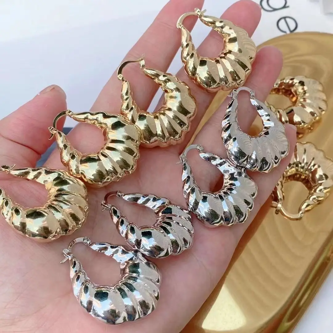 

5 Pairs, 2022 New Retro Metal Gold Color Geometric Hoop Earrings for Female Fashion Simple Jewelry Gifts