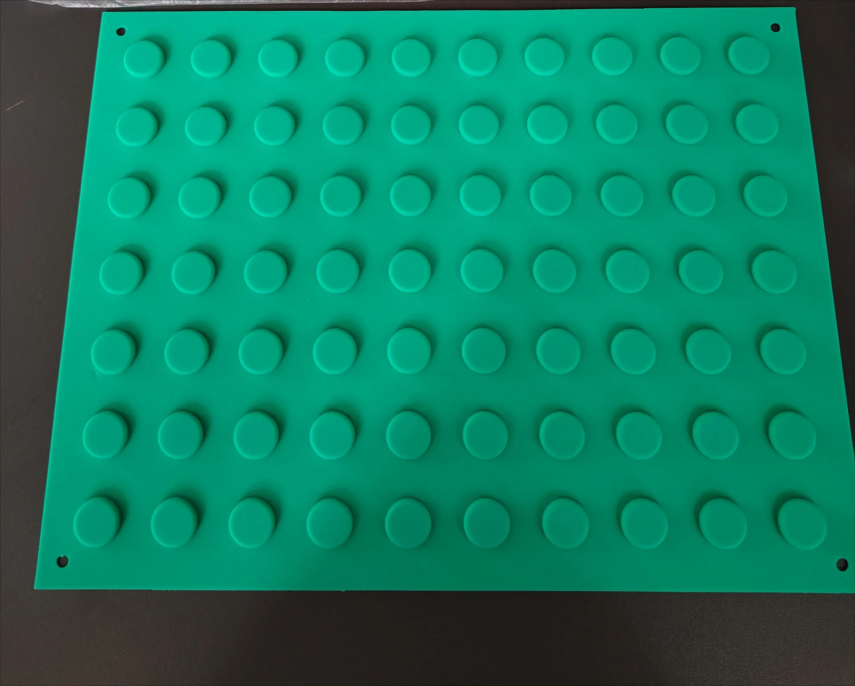 Tappetino magnetico in silicone chirurgico. Tappetini per strumenti magnetici chirurgici flessibili e antiscivolo personalizzati