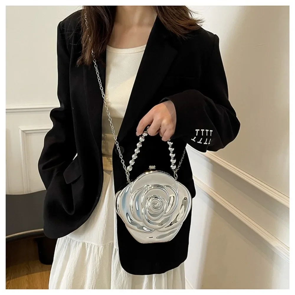 2025, neue Europa und die Vereinigten Staaten, Kette, Blumen, Damentasche, Nischen-Umhängetasche, Perlen-Handheld-Dinner-Damentasche