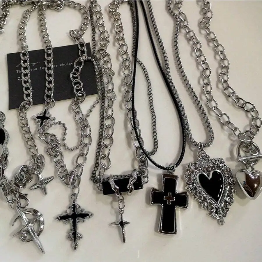 Punk Rock Black Heart Cross Pendant Chain Necklace Unisex Hip Hop Grunge Goth Vintage Y2K Accessories