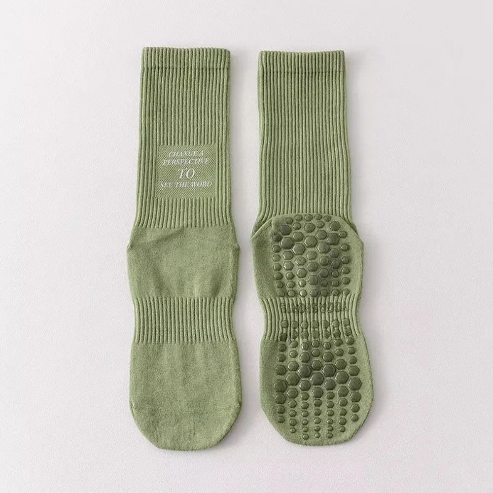 

Anti Slip Yoga Socks Professional Letter Printed Women Mid Tube Socks Soft Special Sports Socks Skipping Rope Running Dance