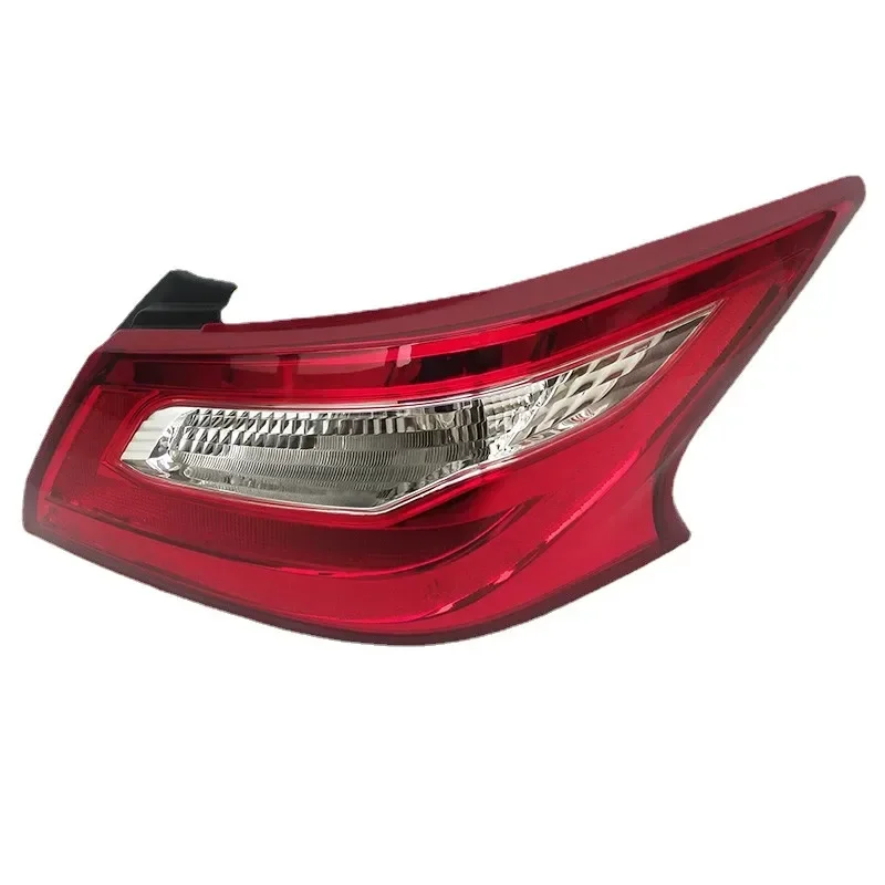 For Nissan TEANA  / ALTIMA 2016 2017 2018 Car Accessories outside Taillight Assembly Rear Tail Stop Light Turn signal Rear lamp