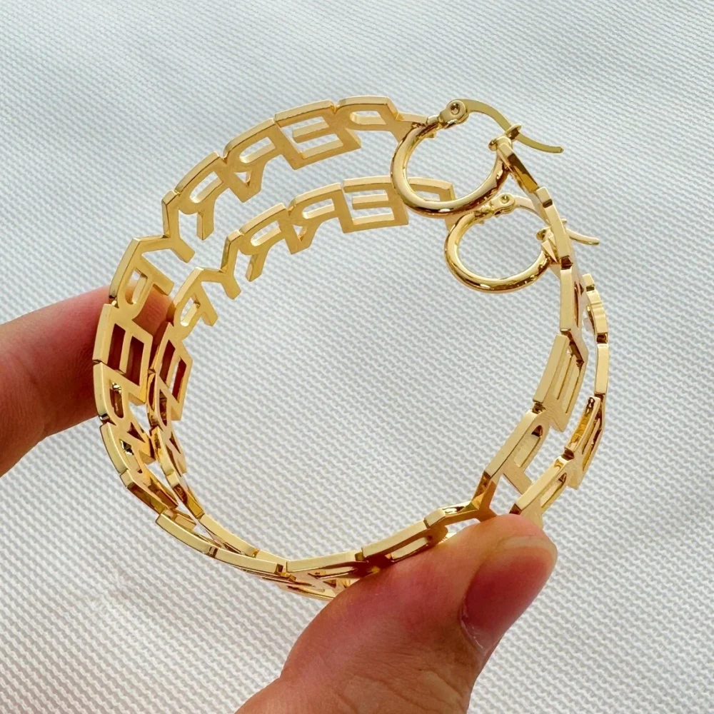 

Custom Black Fashion Name Hoop Earrings Women Jewelry Stainless Steel Gold Color Name Plate Big Earrings Hip Hop Party Earrings