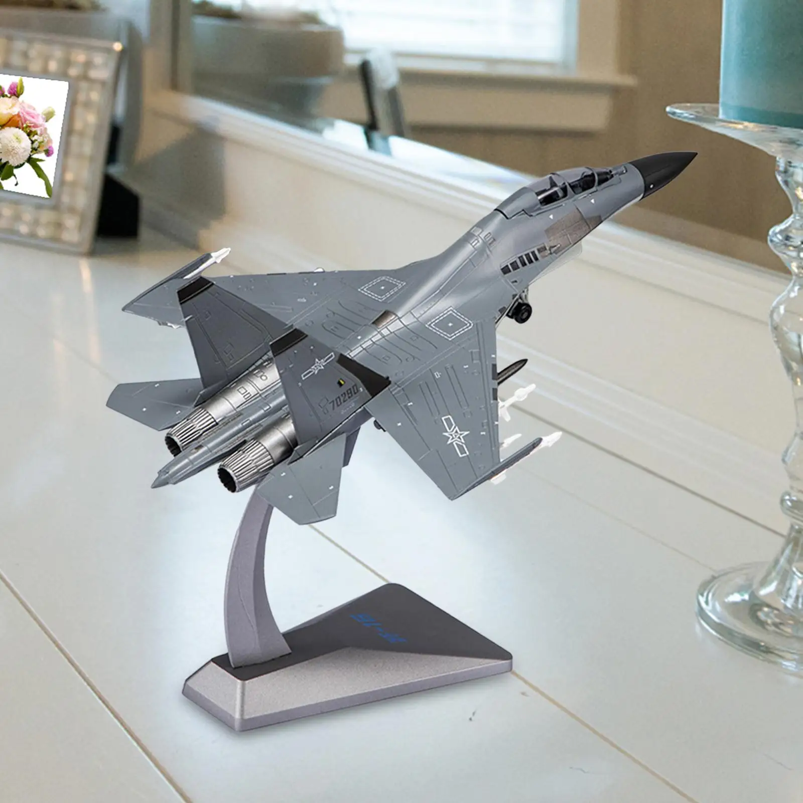 Diecast Alloy 1/72 fighter planes Model Exquisite Collectables with Display Base Chinese for Table home Decor Gift