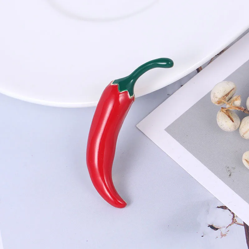 Smalto Capsicum Chili spilla Pin carino verdura pepe spille donna uomo sciarpa maglione cappotto spille gioielli