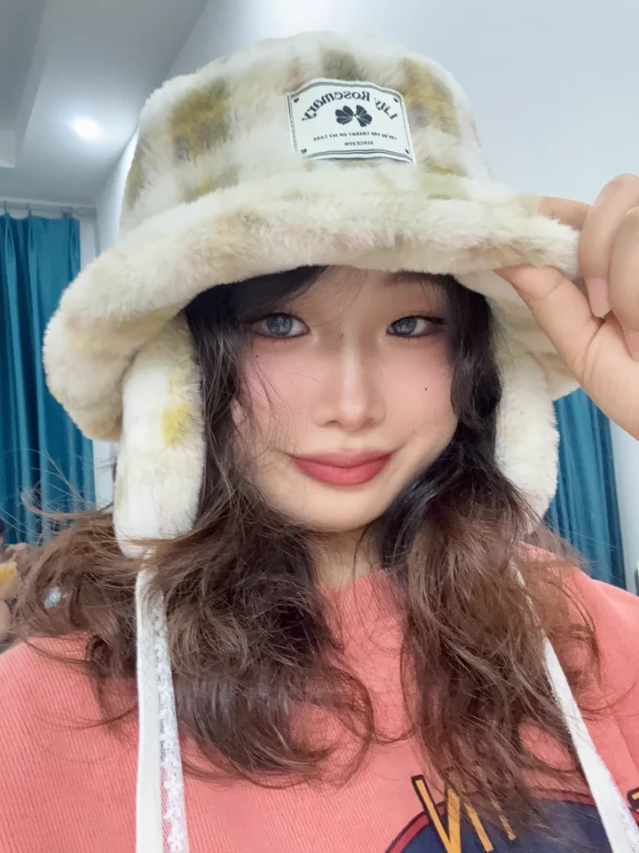 الخريف والشتاء جديد أفخم منقوشة سدادات حماية الأذن صياد قبعة للنساء الدافئة سميكة فروي قبعة بحافة فو الفراء حوض قبعة