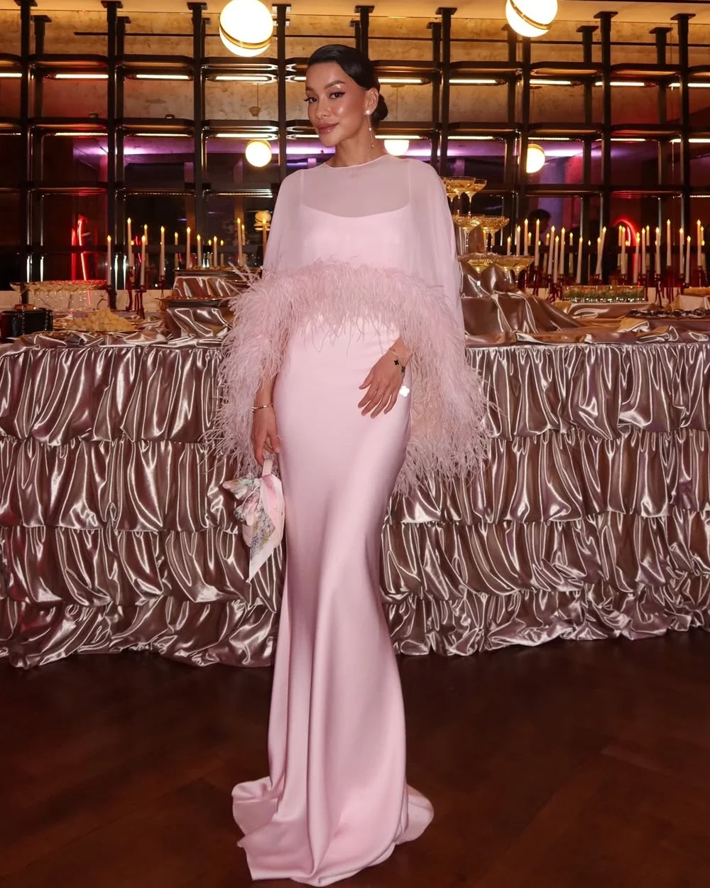 

Customized Matching Nectarean Ruched Feather Mermaid Cocktail Dresses Modern Style Sexy Scoop Neck Long Dresses Evening Dresses