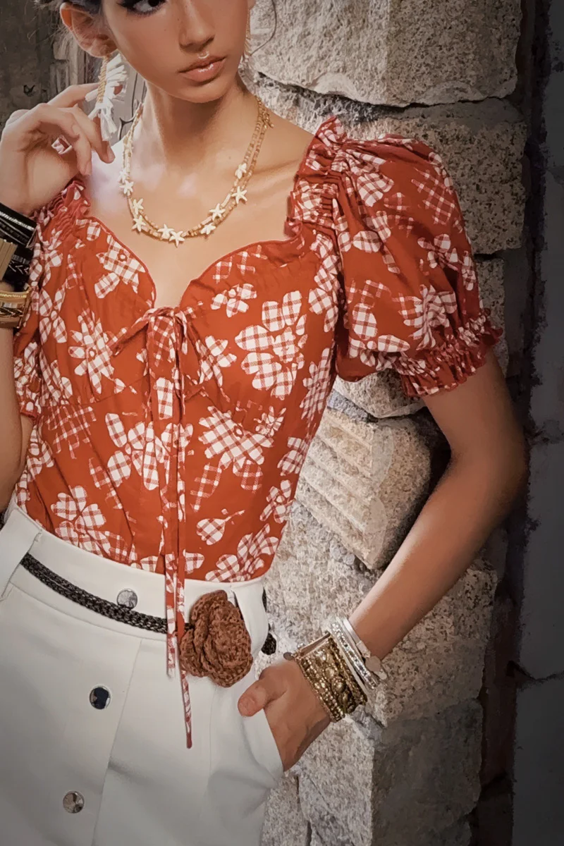 

Summer Print Shirt Women's Tops Jacquard Puff Sleeve Asymmertrical V Neck Blouses Basics Y2K 2025 NEW DABUWAWA DM2BST006