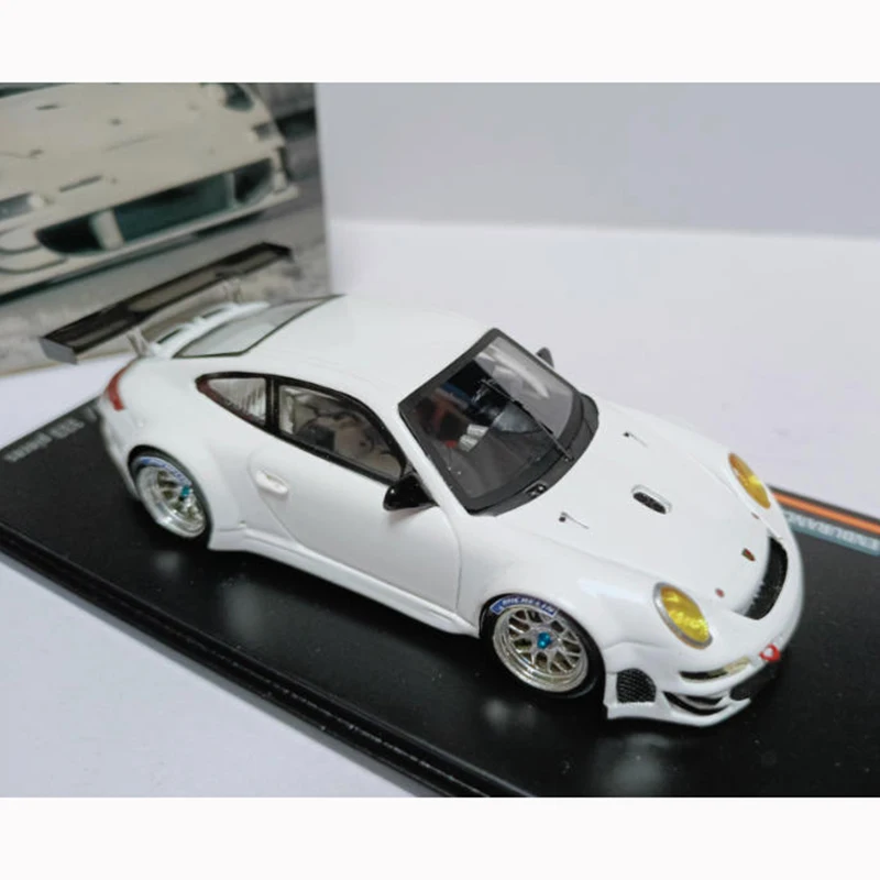 شرارة 1/43 مقياس 911 997 GT3 RS التحمل-Info الراتنج محاكاة نموذج سيارة مجموعة ثابتة زينت هدايا العيد اللعب #3