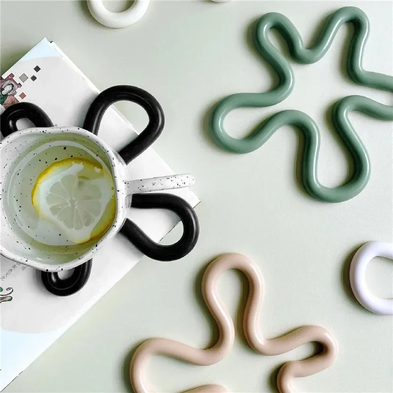 

Geometrical Heat Resistant Silicone Mat Drink Cup Coasters Non-slip Pot Holder Table Placemat Kitchen Accessories Coasters Pads