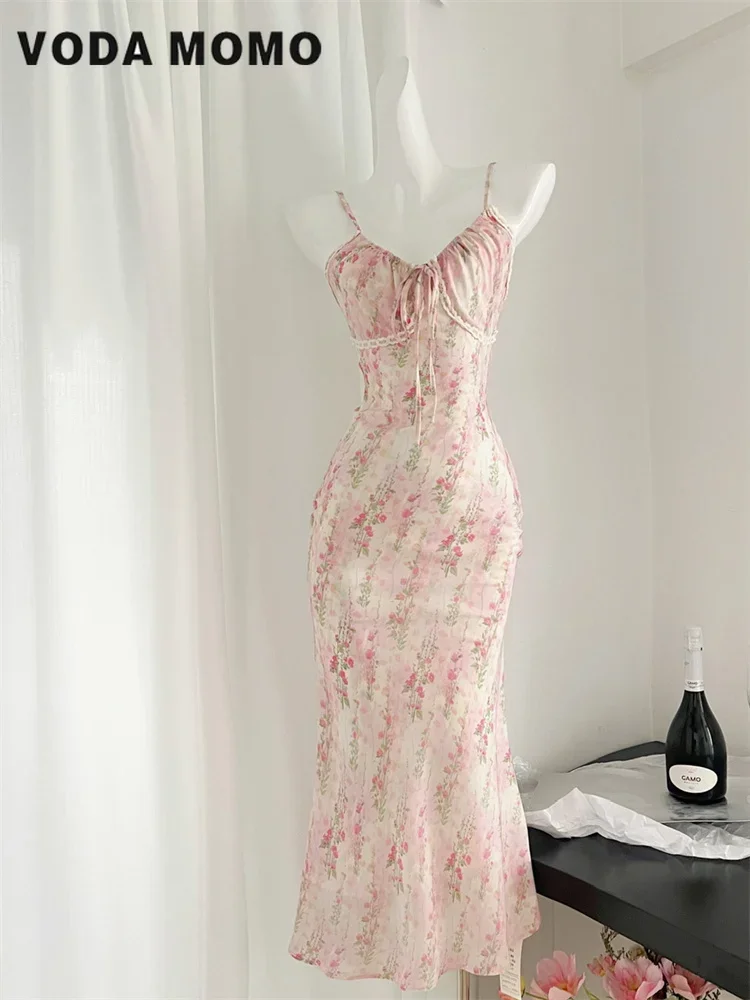 

Облегающее винтажное платье с принтом во французском стиле, дизайн Sense 2024, новые летние платья на подтяжках с v-образным вырезом и цветочным принтом для женщин, высокая талия