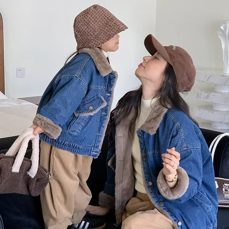 

Mom and Children Matching Thick Denim Jacket Fashion Korean Mother and Son Daughter Same Warm Plush Lining Coat Women Clothes