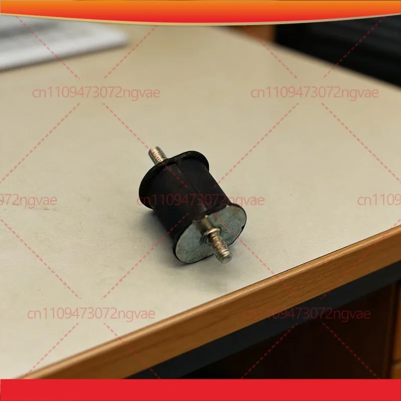 

Для разбрасывателя удобрений Kioritz DMC800, болт амортизатора 3F-30 1E46FP G5K, резиновые виброгасящие элементы для электроинструментов