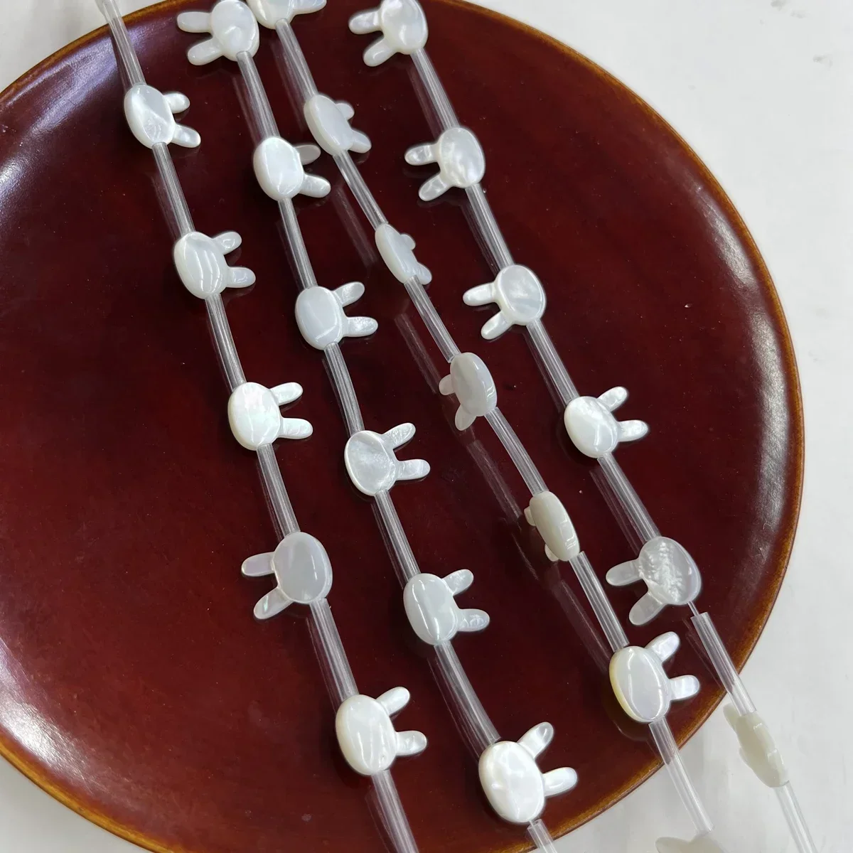 Concha de agua dulce Natural de 10x12mm, agujero Vertical, cuentas de cabeza de conejo, fabricación de joyería, collar, pulsera, pendientes, accesorio de boda