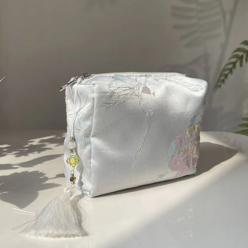 Breathable Polyester Cosmetic Bag Embroidery Floral Zipper Closure Zipper Clutch Chinese Style Beauty Case Makeup Storage