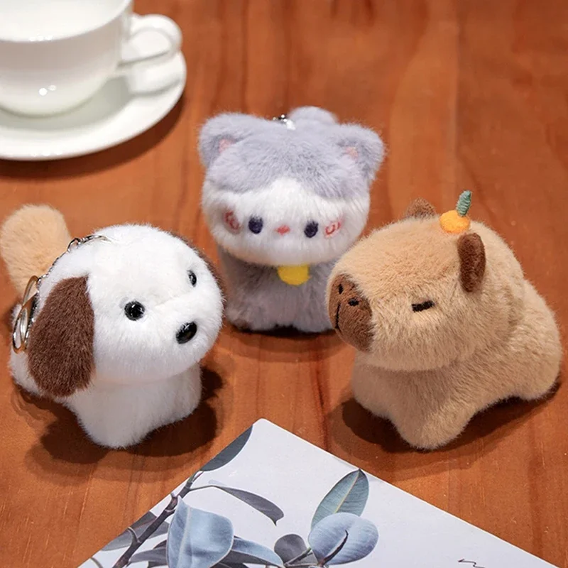 Capybara Plüschtier-Anhänger Capibara Plüsch-Schlüsselanhänger Kawaii Taschen-Schlüsselring Niedliche Hunde- und Katzenpuppen Auto-Dekoration Weihnachtsgeschenk – Detail 5