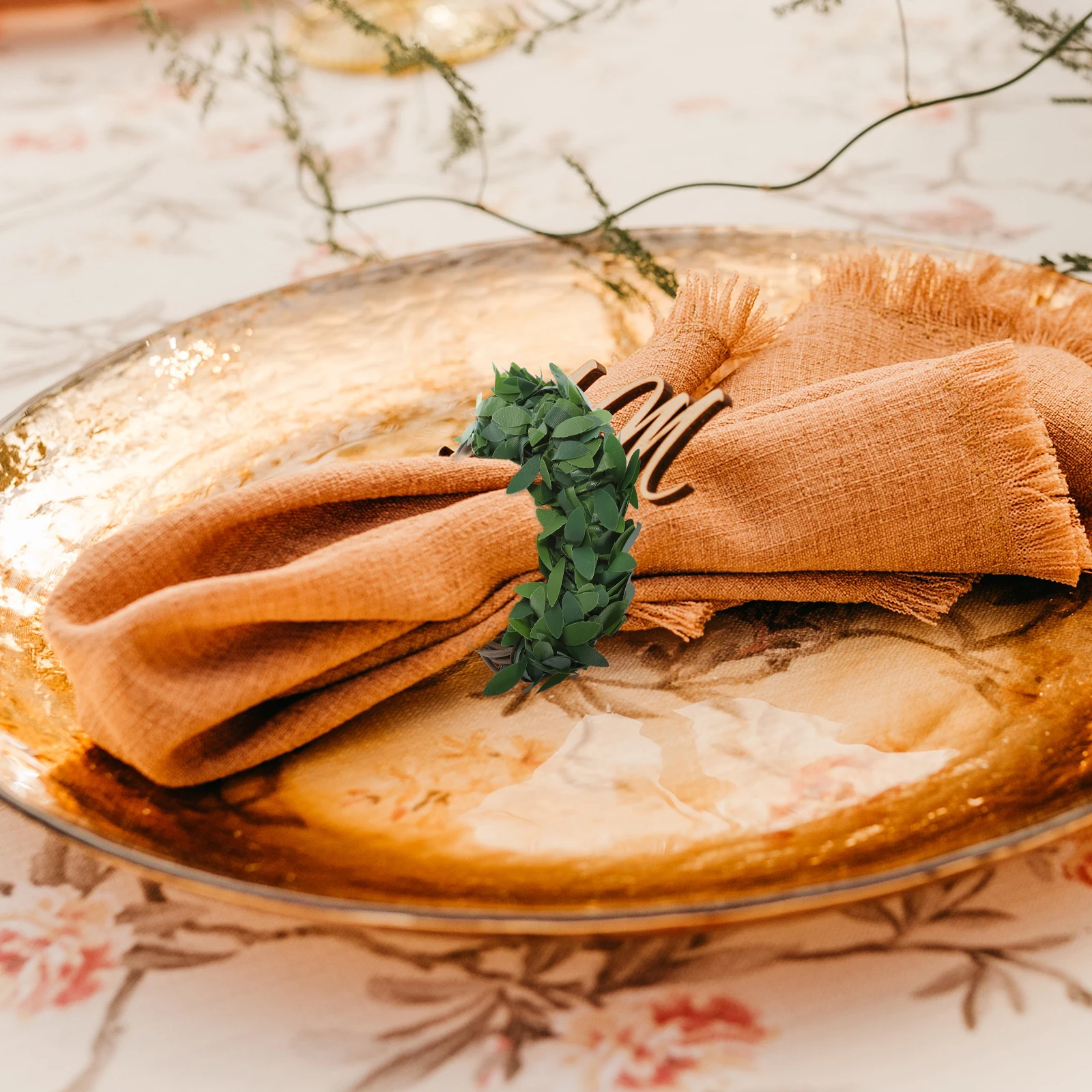 

6 шт., кольца из искусственных листьев, декоративные держатели для салфеток для свадебной вечеринки, ужина на день Святого Валентина, праздничный декор стола, салфетка в виде листьев