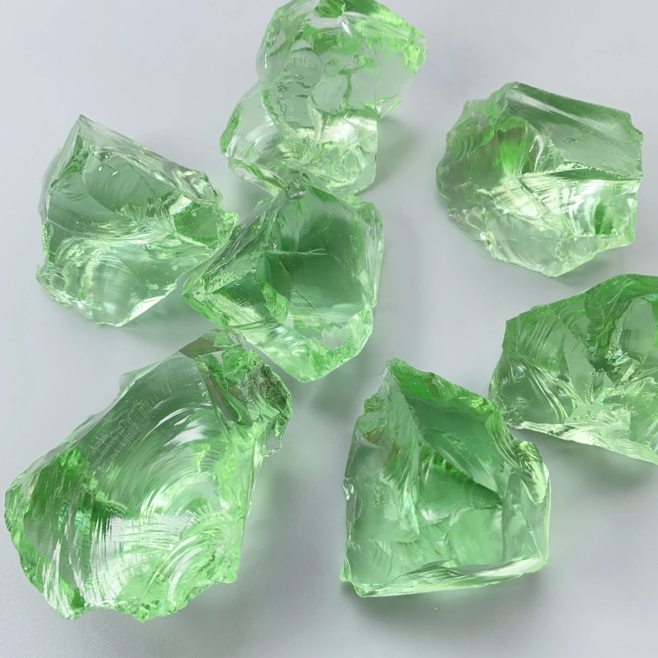 40g/100g/200g Light green smelted quartz Crystal, Light green glass raw stone, can be used for interior decoration aromatherapy