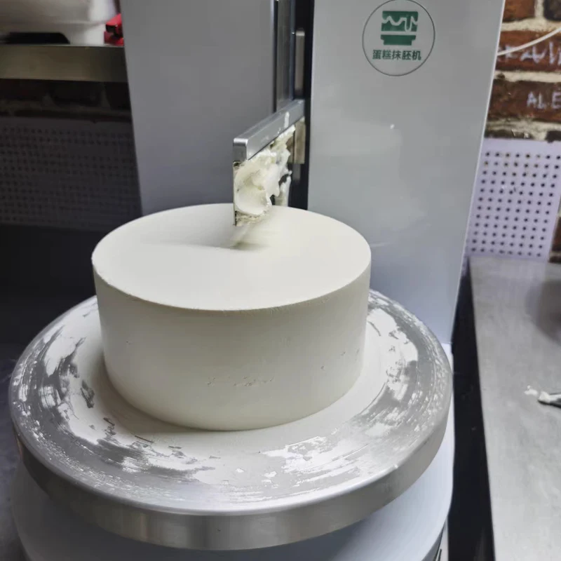 Fully Automatic Cake Spreading Machine, Specialized Equipment For Decoration, Making Butter Smoothing Machine
