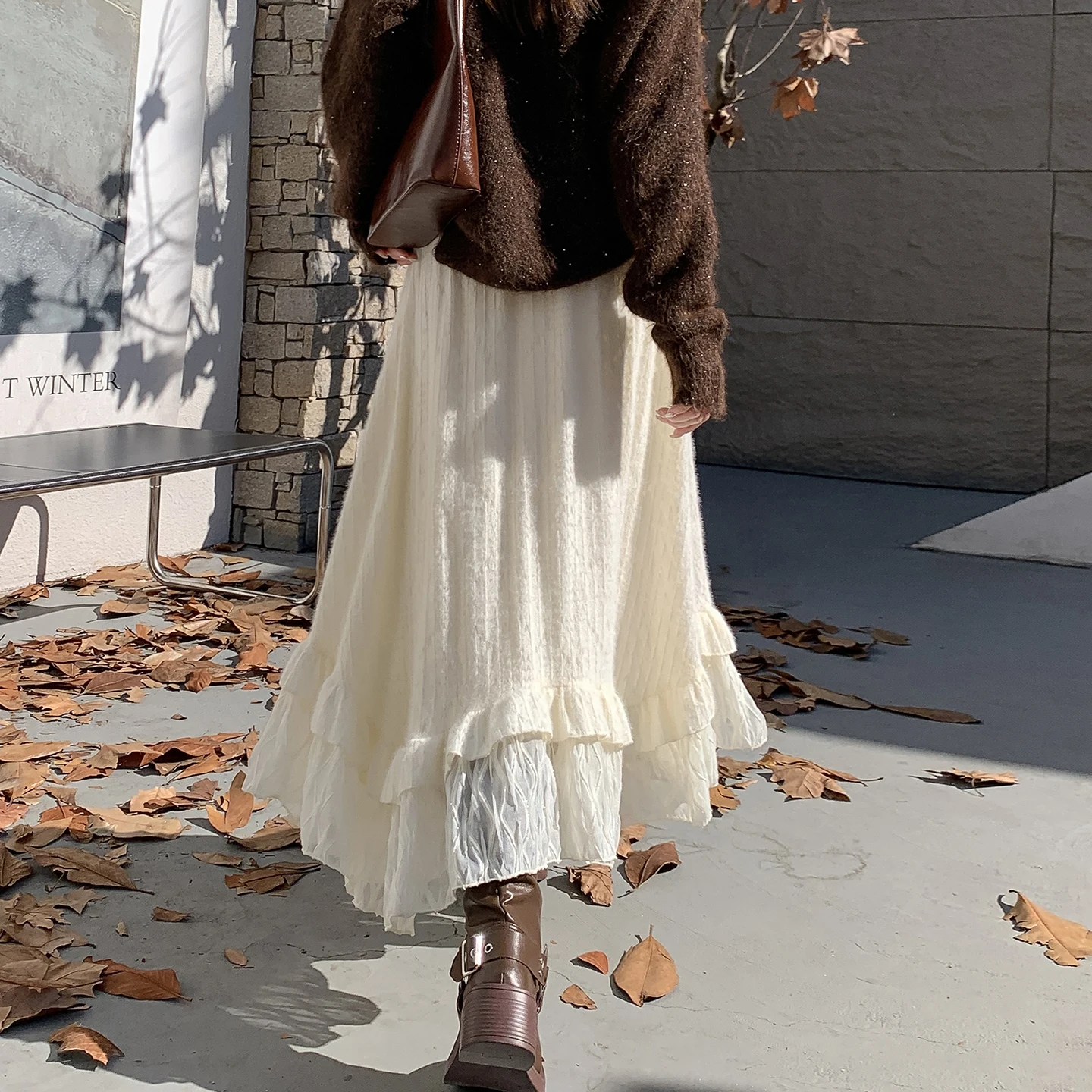 Lace Insert Skirt Half-length Women's Autumn Winter Coat Matching Large Bell Skirt Uneven Hemline Midi Skirt in Beige