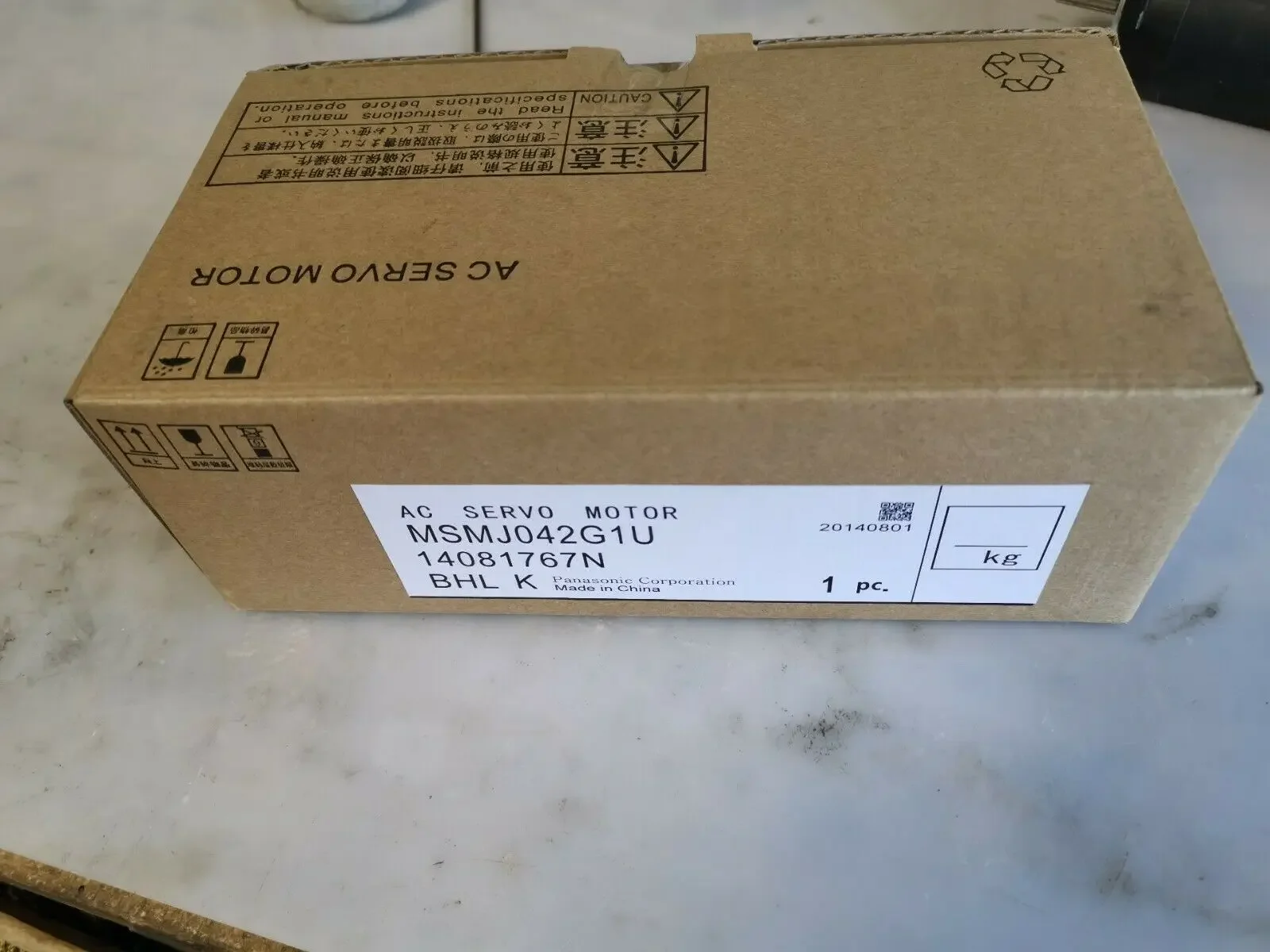 

1pc AC Servo Motor MSMJ042G1U New In Box One Year Warranty