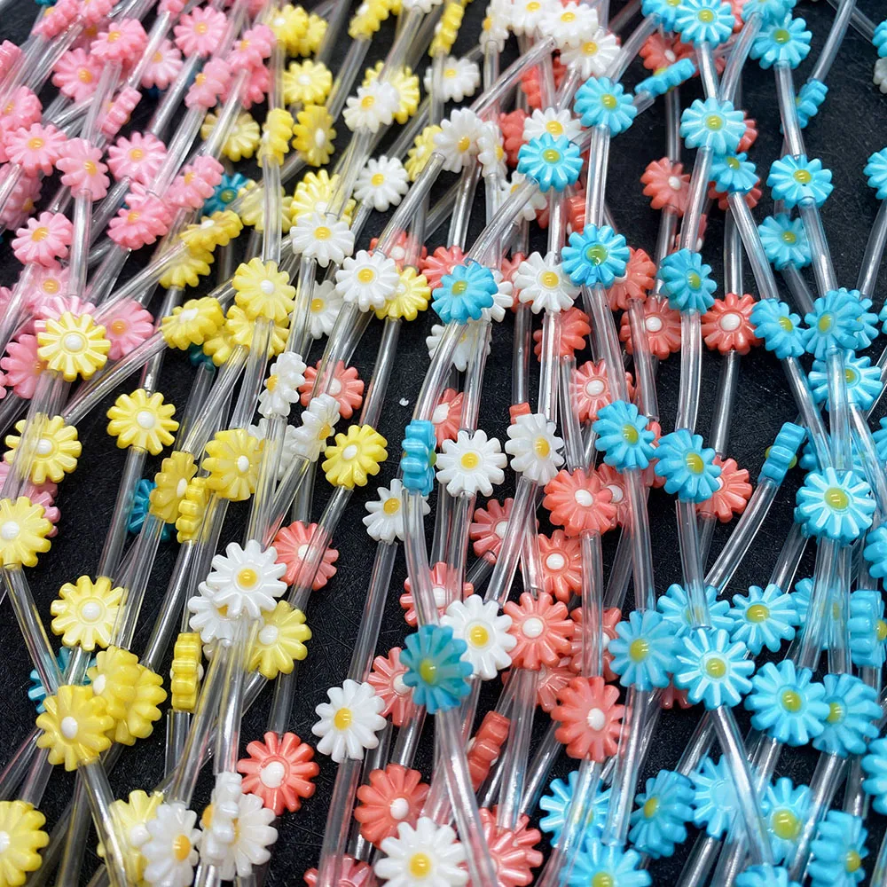 

5pcs Natural Freshwater Shell Daisy Flower Charm Straight Hole Dyed Shell Beads for Jewelry Making DIY Bracelet Necklace Gifts