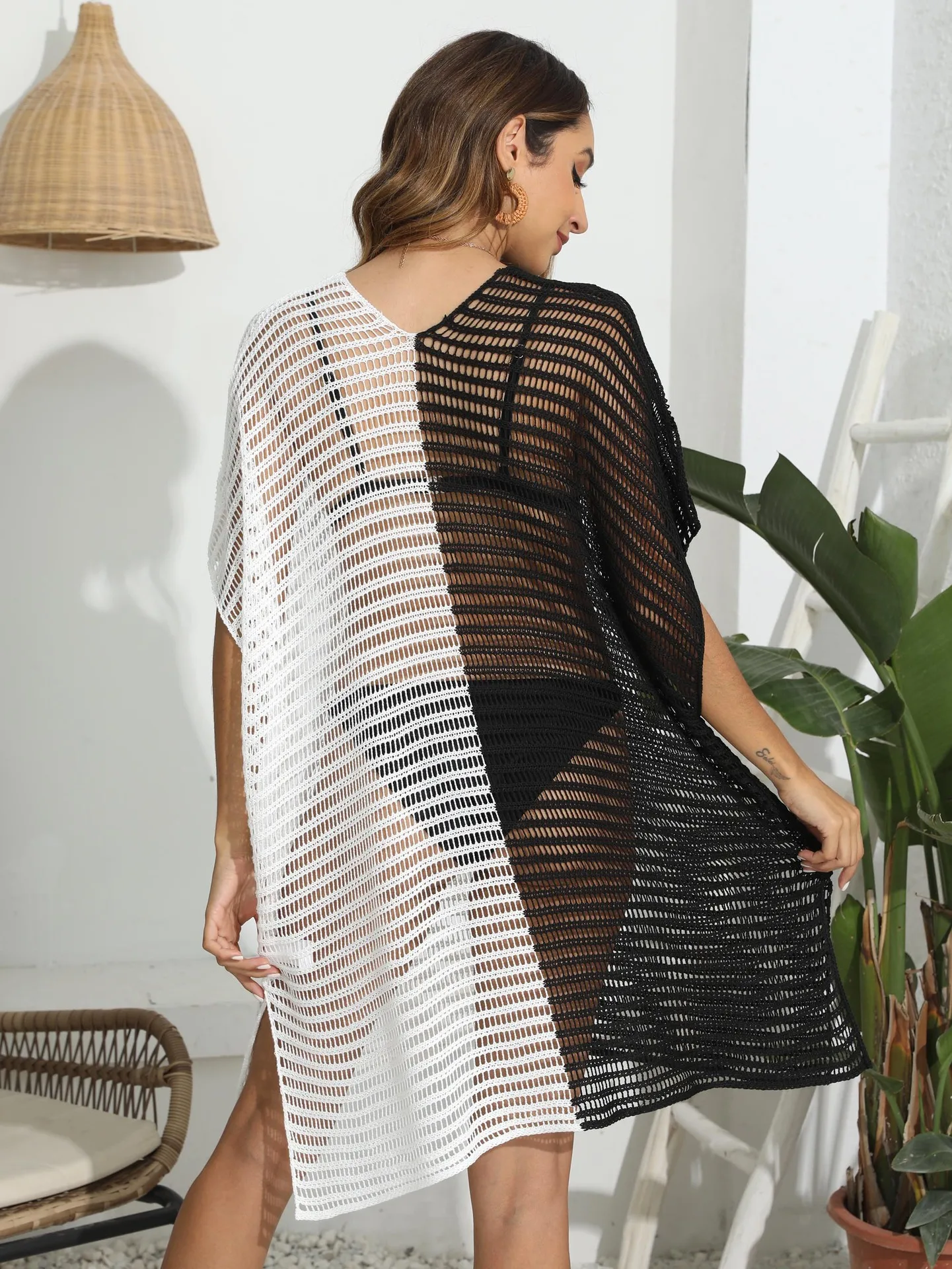 2 bloco de cor retalhos malha oco para fora vestido de praia bikini cobrir para mulheres sexy decote em v profundo divisão beachwear túnica solta