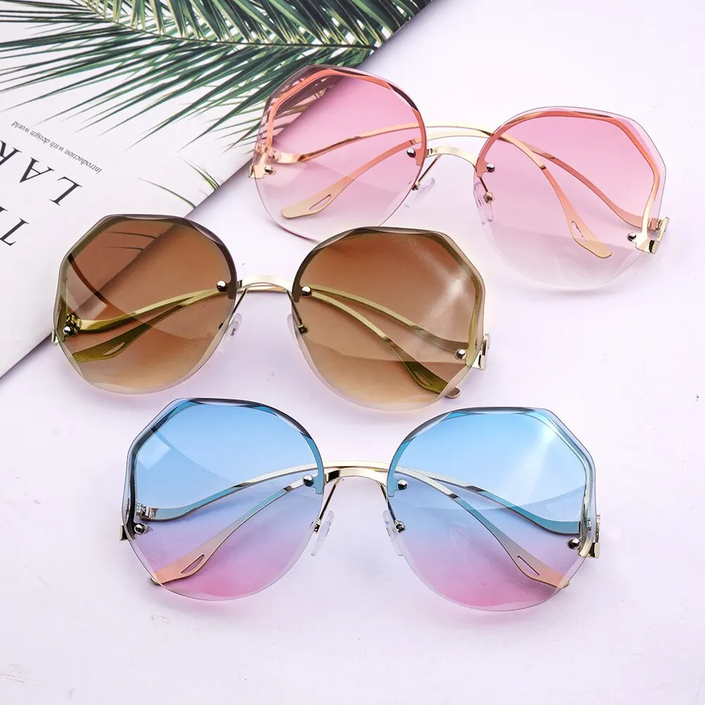 Women Gradient Ins Sunglasses Fashion Outdoor Female Glasses For Holiday Leisure Fashion Beach Style