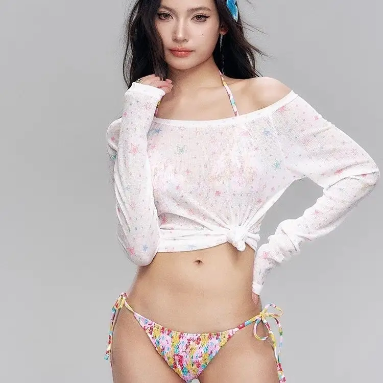 Costume da bagno diviso pieghettato colorato floreale fresco per le donne Costumi da bagno per le vacanze al mare Reggiseno all'americana + fondo allacciato Set bikini da 3 pezzi