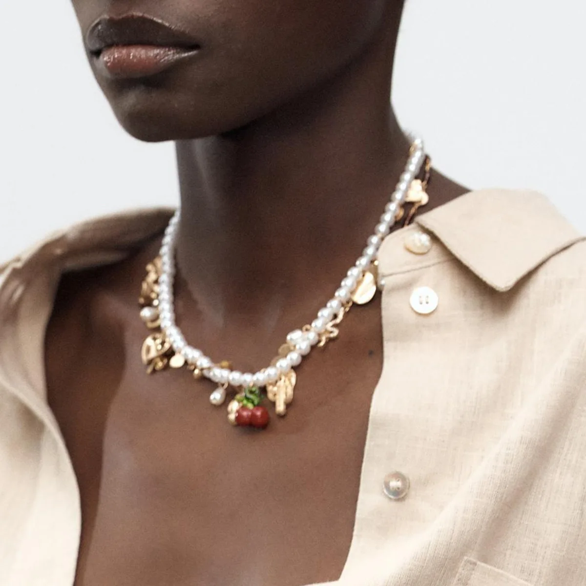 

ZAA Imitation Pearls Irregular Metal Charm Necklaces for Women Vintage Neck Jewelry Gifts