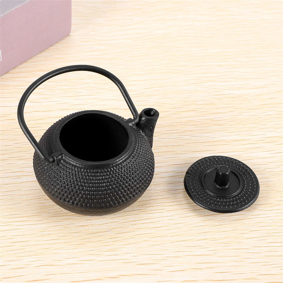 

50ml Japanese Style Cast Iron Kettle Teapot Comes + Strainer Tea Pot GSY
