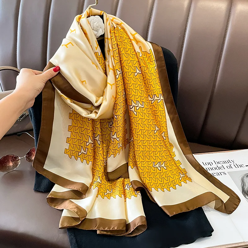 

Sunscreen New Style Silk Scarf Luxury Design 180X90CM Shawls Popular The Four Seasons Bandanna 2023 Beach Women Square Scarves