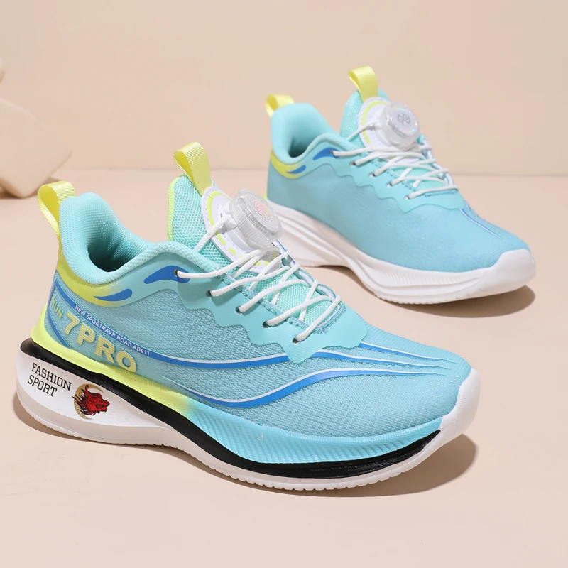 Новинка для родителей и детей, 2025 г., удобная сетчатая поверхность, дышащая вращающаяся пряжка, мягкая подошва, резиновая летняя уличная спортивная обувь