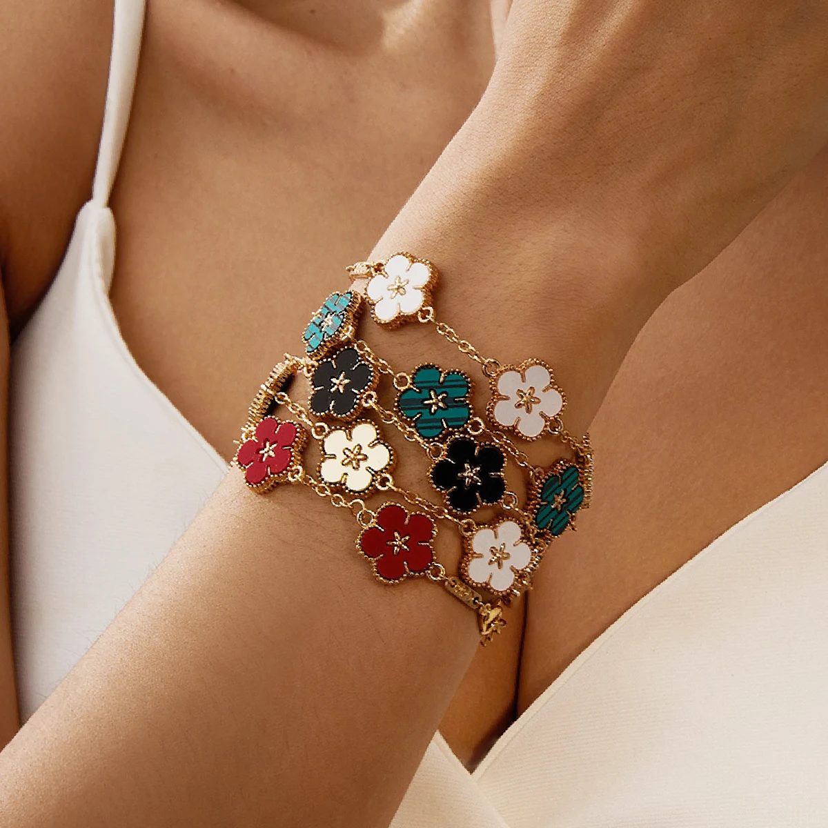 Fashion Double-sided Plum Blossoms Five Leaf Flower Bracelets for Women Adjustable Bracelets Aesthetic Party Lucky Jewelry Gift
