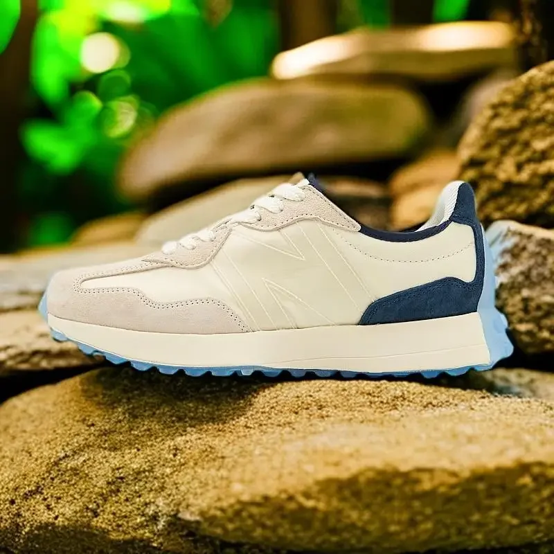 

Daily comfortable and soft sole sports running shoes, ultimate comfort and versatile men's and women's shoes