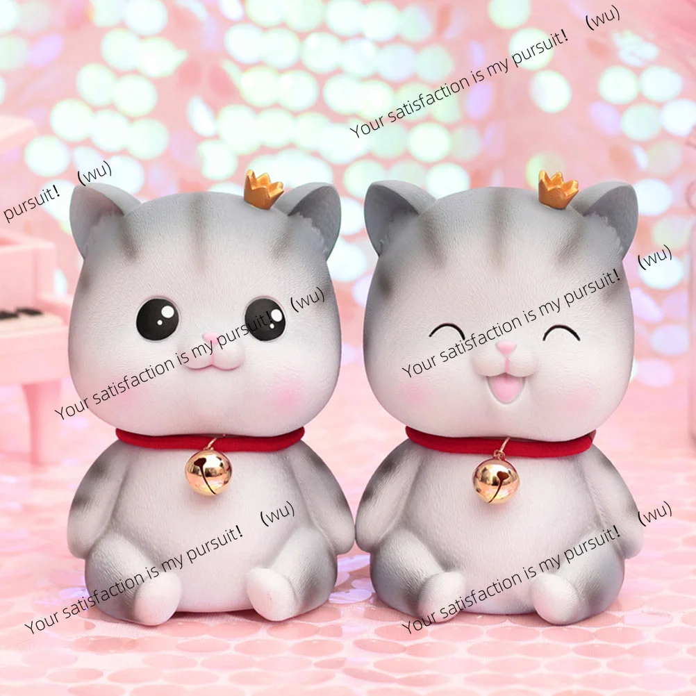 

Копилка в виде мультяшного котенка для хранения монет