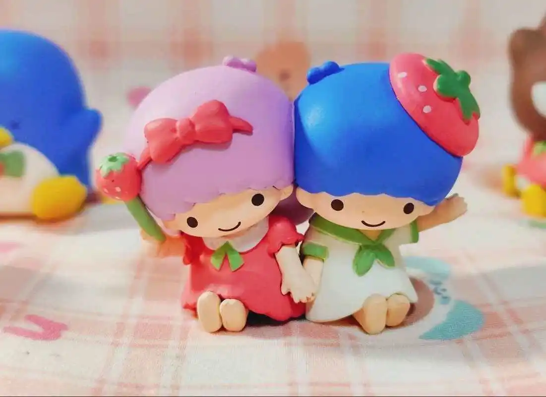 

New In Stock Secret Forest Tea Party Strawberry Friends' Styling Blind Box Toys Figurines Desktop Ornaments Holiday Surprise Gif