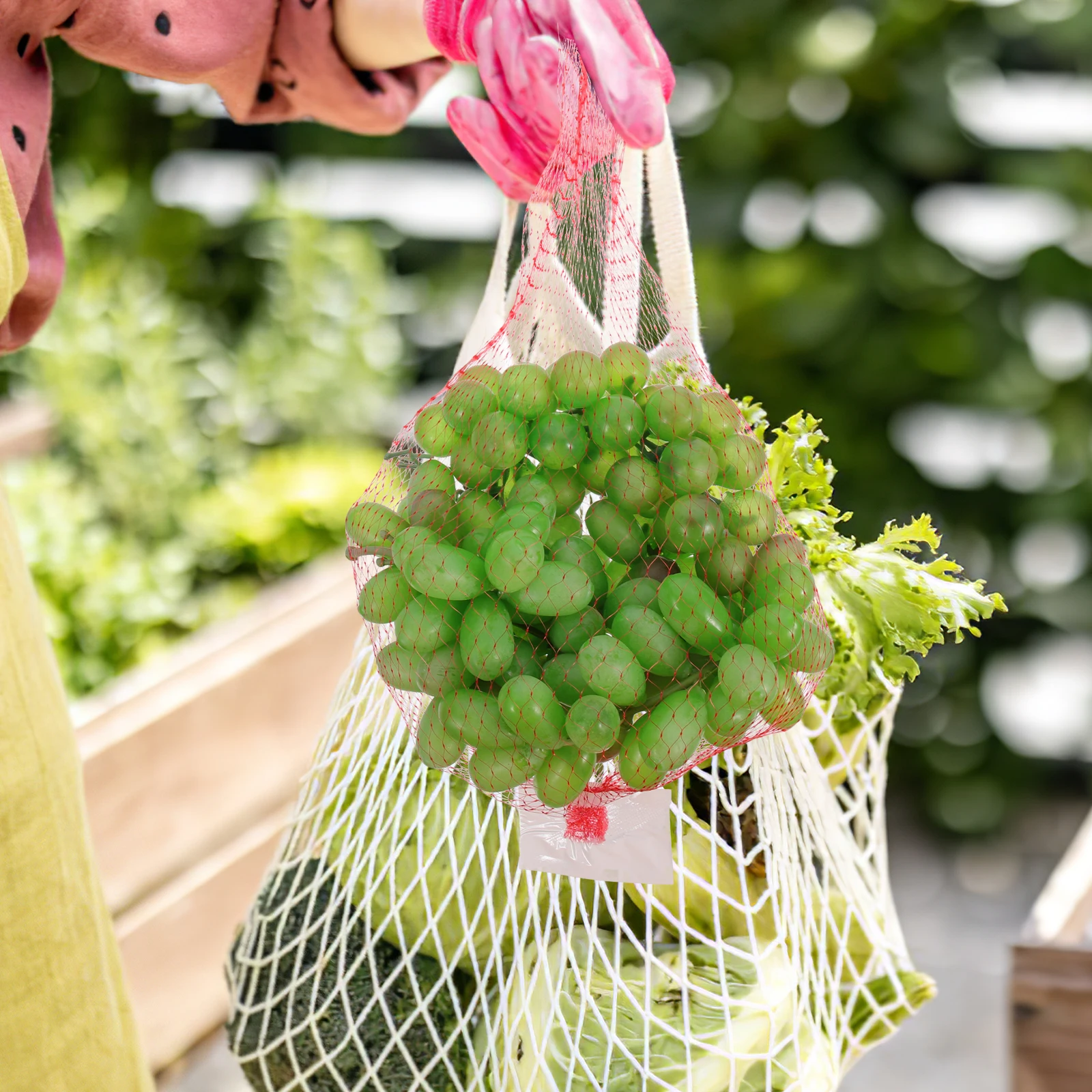

100pcs Fruit Mesh Bag Vegetable Bags Breathable Watermelon Produce Apples Small Drawstring Nets Protect Storage Reusable