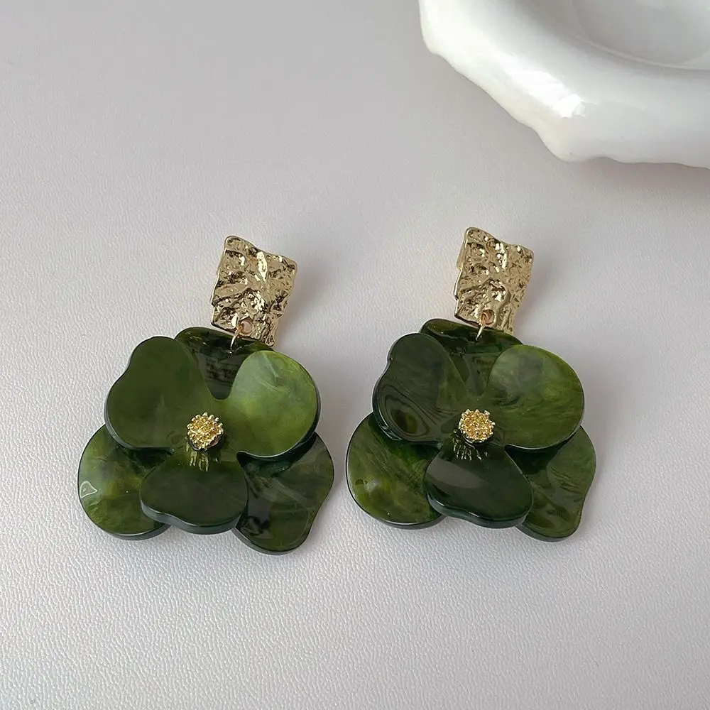 

Romantic Ear Studs Acrylic Flower Earrings Retro Trendy Flower Earrings Studs Metal Elegant Vintage Acetate Earrings Unisex