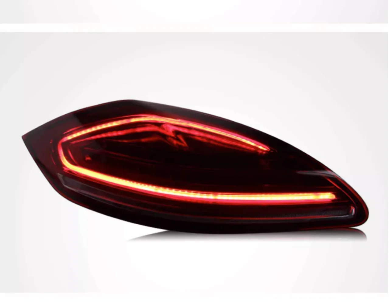 Carro LED Tail Light Assembly, lâmpada de condução traseira, sinal de giro de freio, apto para 10-13 Porsche Panamera, 2pcs