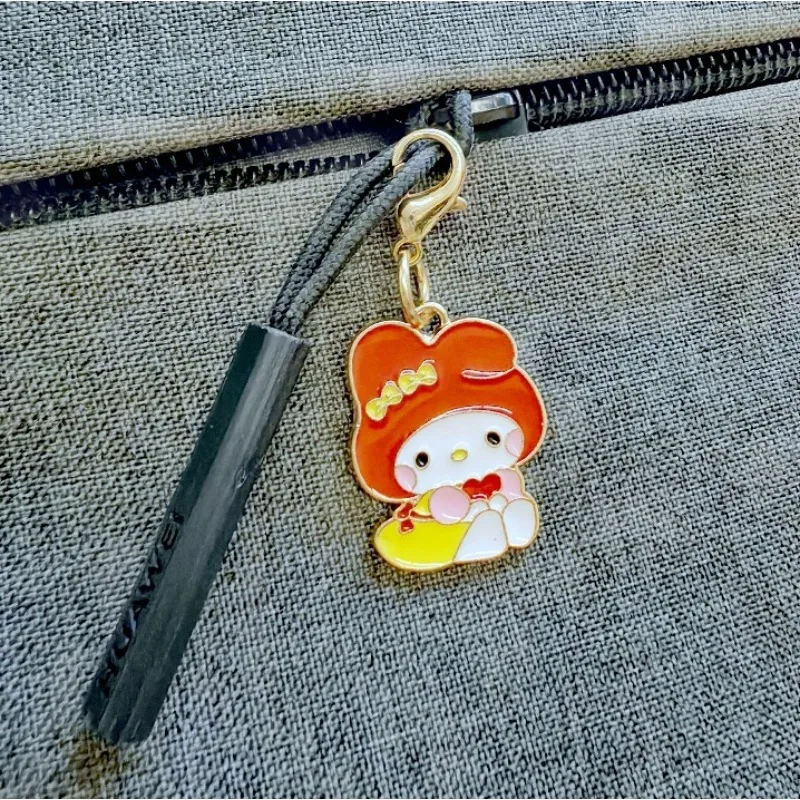 

Sanrio Hello Kitty Cartoon Keychain Kuromi My Melody Anime Action Figures Kawaii Toys Schoolbag Decoration Models Birthday Gifts