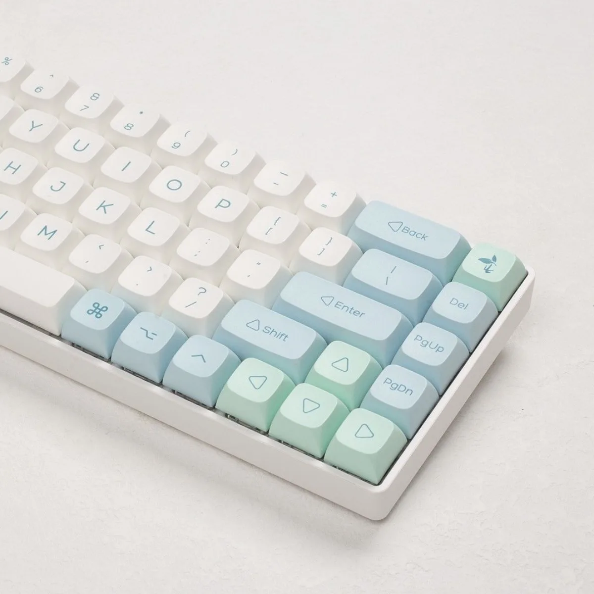 Mint Lime Keycap Set PBT XDA Profile 126 Keys Cap Small Full Set for 61 68 87 98 100 104 108 Mechanical Keyboard
