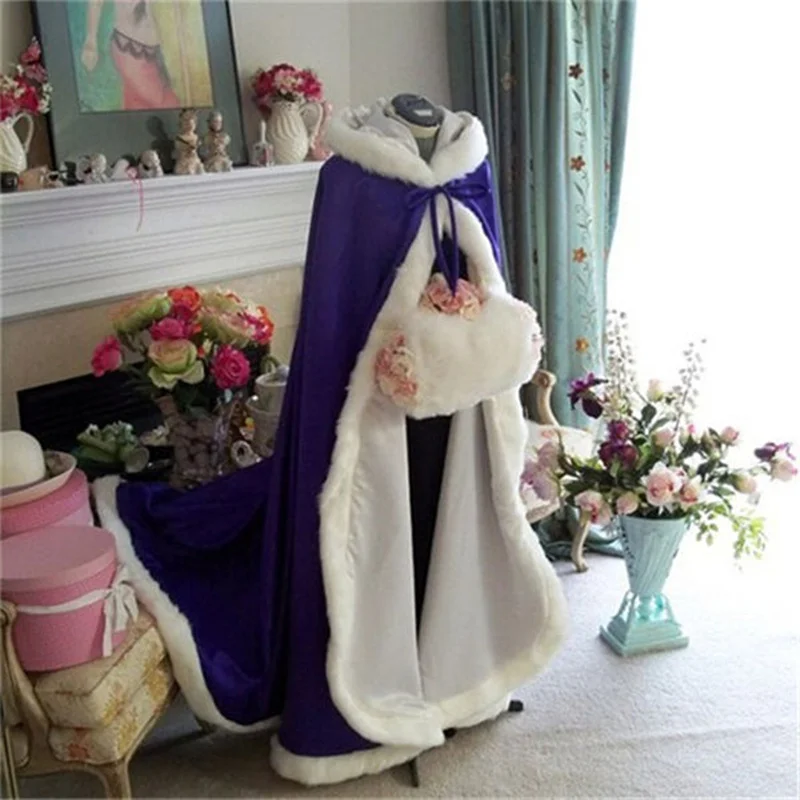 

Winter Hoody Cloak Vintage Bridal Wedding Hooded Cloak Cape Fur Trim Wedding Cloak Christmas Accessories Shawl Cloak