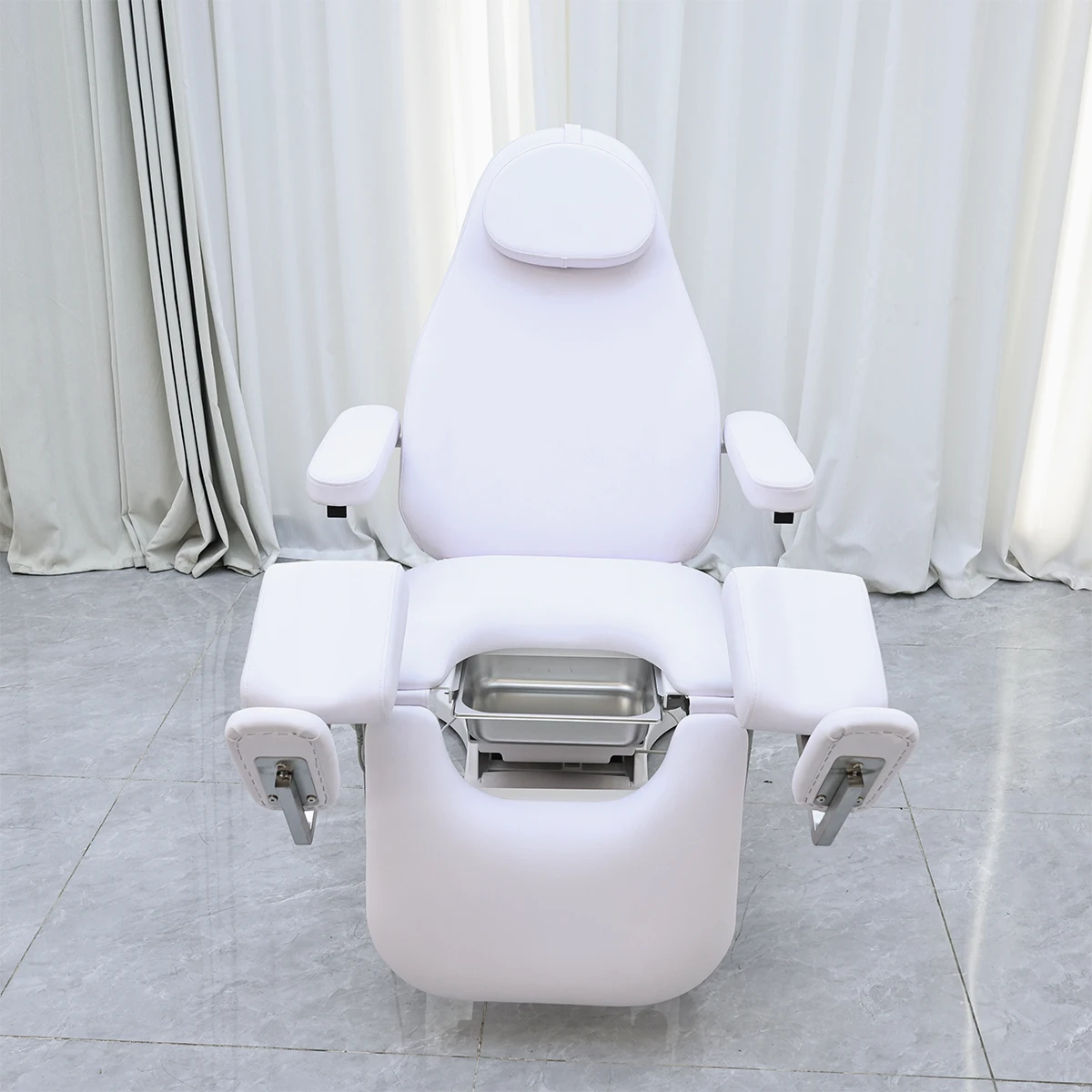 Electric Gynecological Examination Chair White PU Adjustable Reclining Medical Beauty Chair with Separable Leg Rests for Hospita