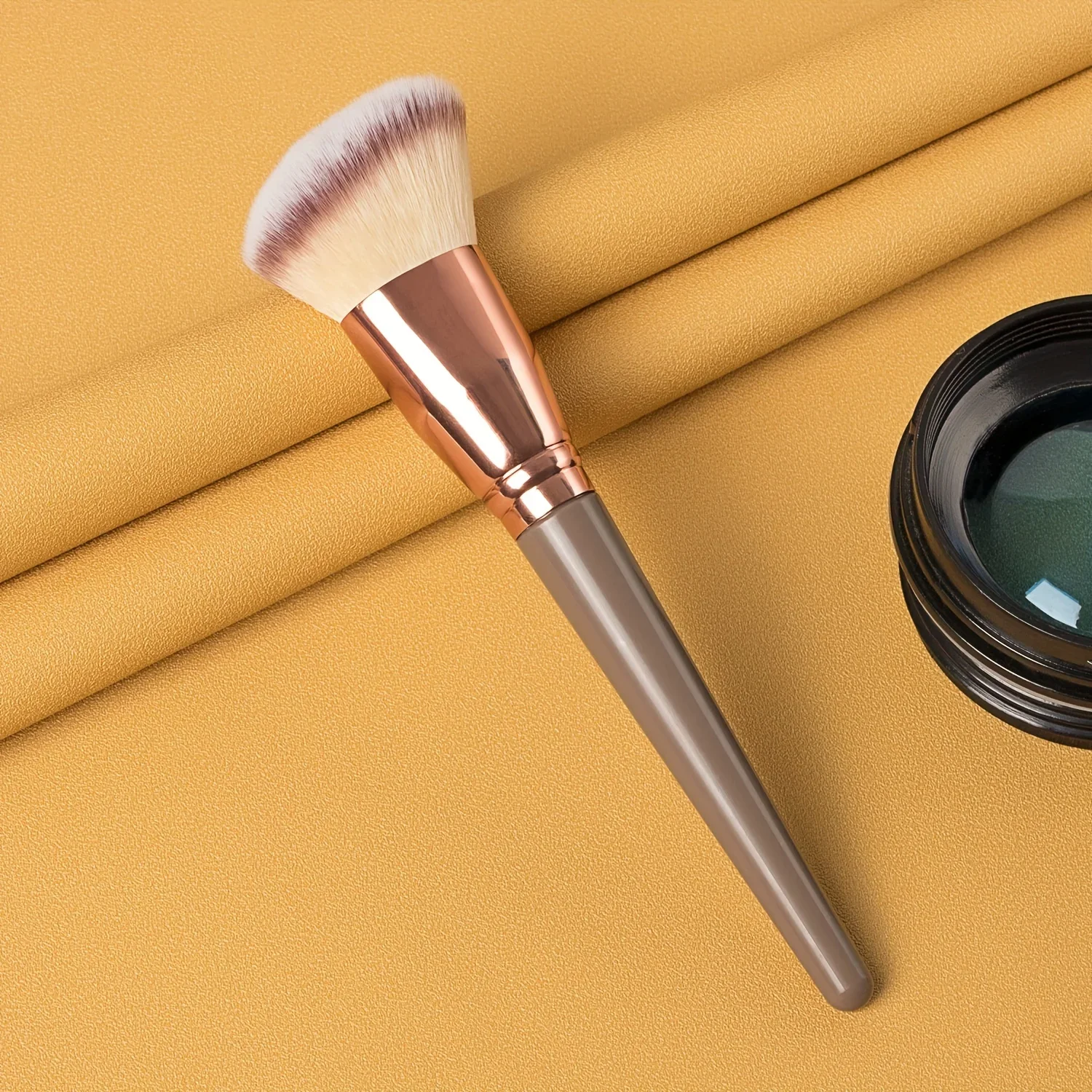 Brocha de contorno, brocha de maquillaje facial bronceadora de rubor de contorno premium, perfecta para mejillas, frente, mandíbula, nariz, mezcla, profundización, contorno