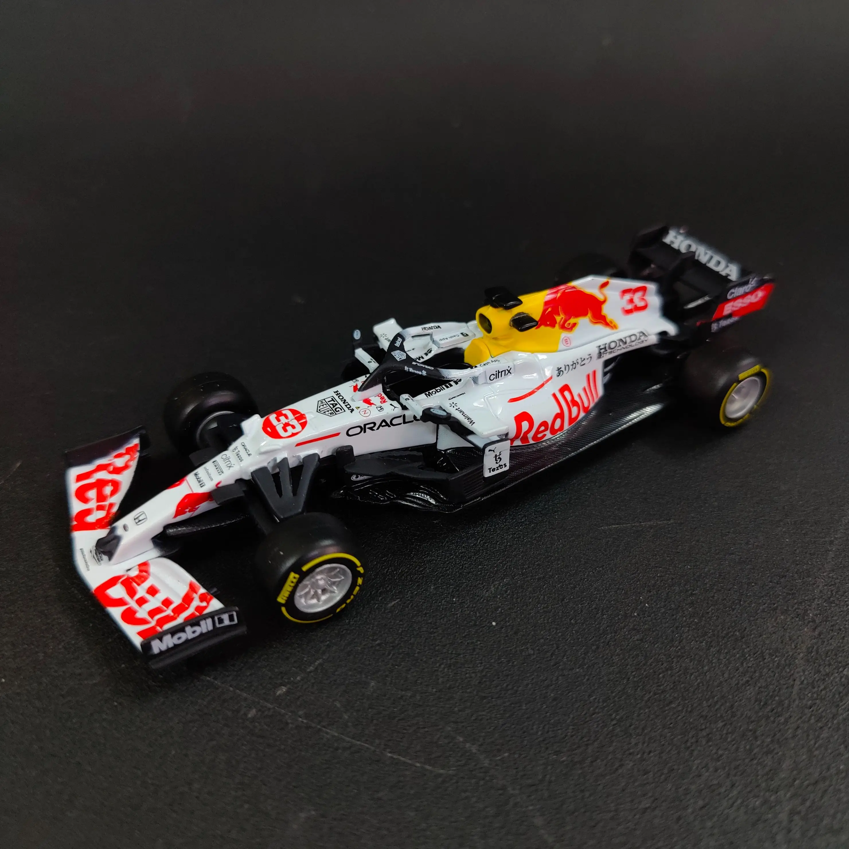 Bburago Red Bull Racing F1 Car Model 1:43 Miniature RB16b RB18 #1 Verstappen #11 Perez Formula 1 Replica Kid Toy for Boy