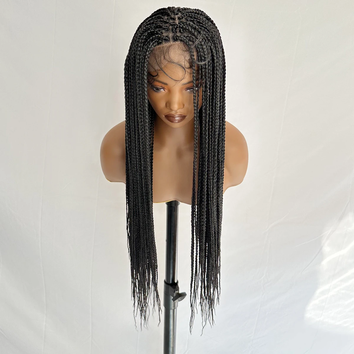 30 inch lange gevlochten synthetische haar volle kant pruik, gevlochten pruiken voor vrouwen, hoogwaardige vlechten in het zwart voor een stijlvolle look