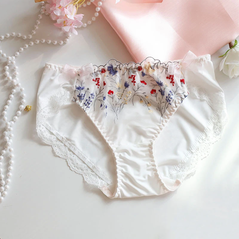Braguitas de encaje floral bordado para mujer, de talle medio, transpirables, de seda de leche, con lazo, ropa interior suave para la piel, estilo Lolita dulce princesa